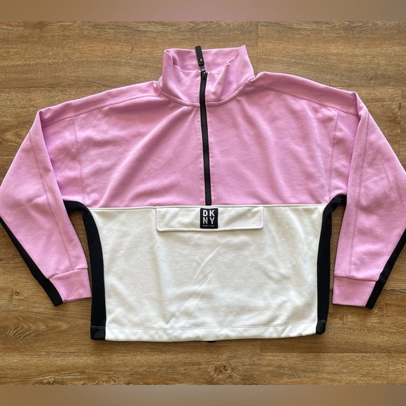 DKNY - Picture 1 of 11